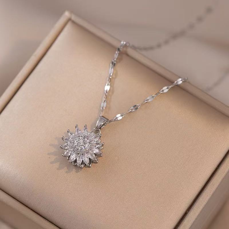 Women's Gold and Silver Spinning Sunflower Necklace โ Stress Relief and Relaxing Jewelry