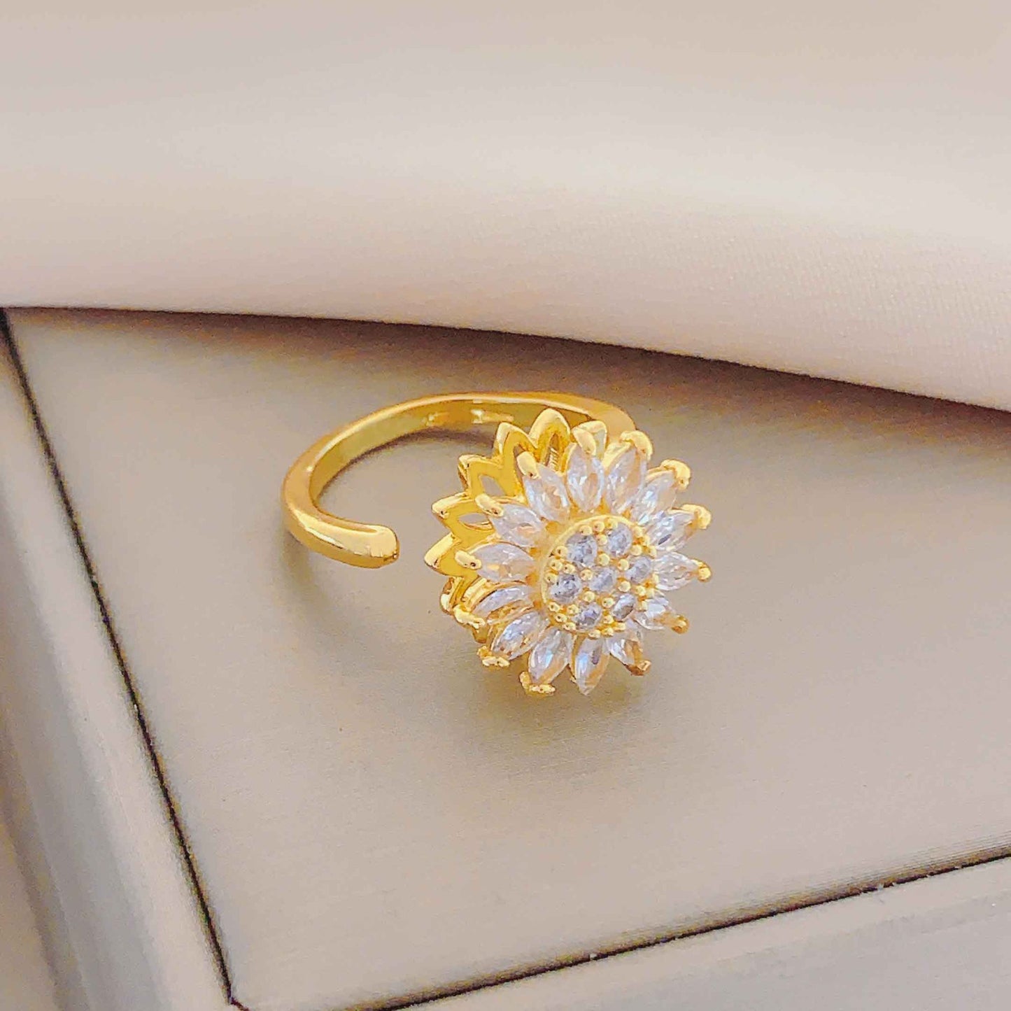 Women's Gold and Silver Spinning Sunflower Open Ring โ Stress Relief and Relaxing Jewelry