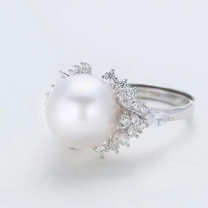 Silver 10mm White Freshwater Pearl Engagement Ring โ Perfect Proposal Gift